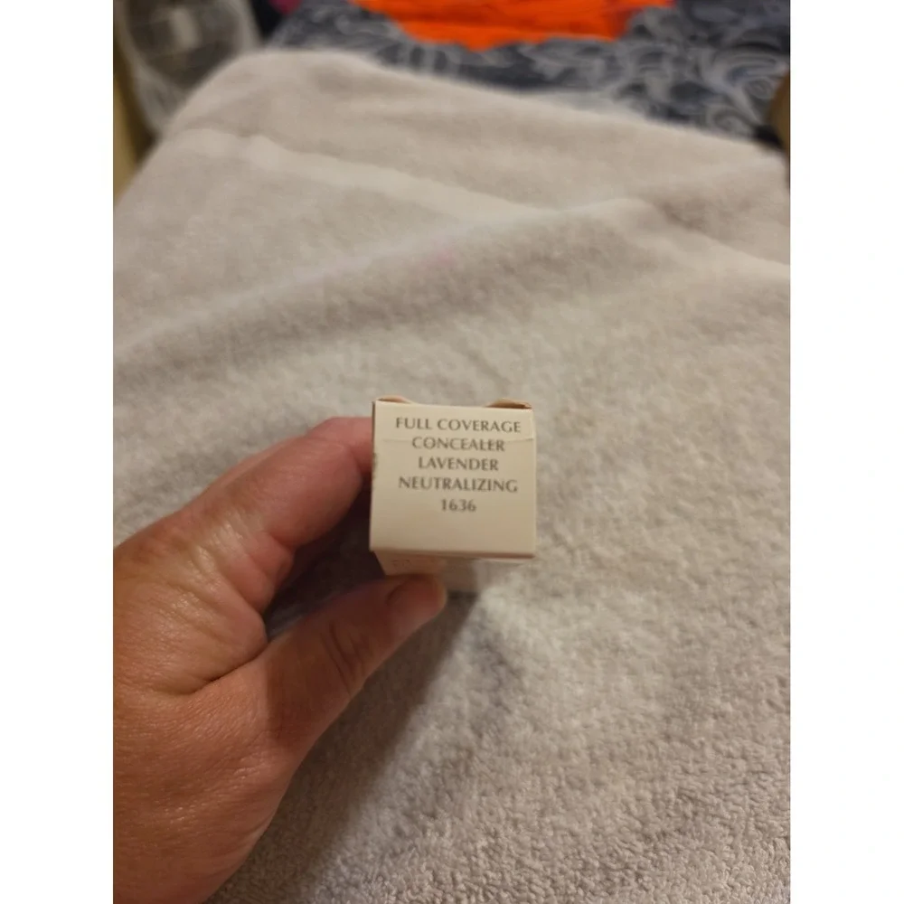 Nos Mary Kay Full Coverage Concealer 1636 New